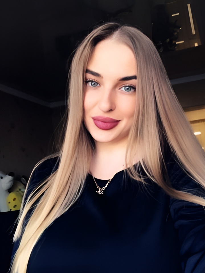 Алина привлекательная девушка из Уссурийска цена от 4000 руб