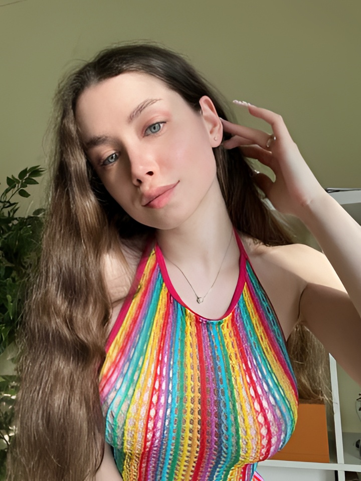 Дарья привлекательная девушка из Уссурийска цена от 1500 руб