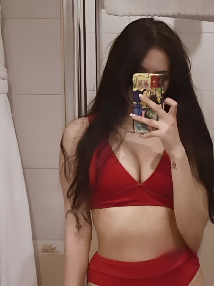 Катенька привлекательная девушка из Уссурийска цена от 1500 руб