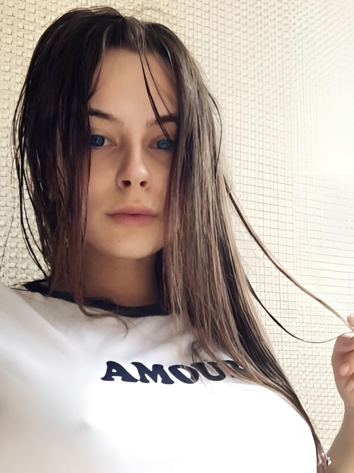 Леля привлекательная девушка из Уссурийска цена от 2500 руб