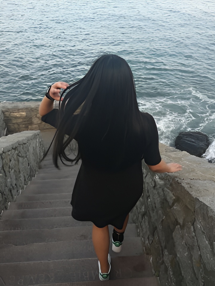 Юстина привлекательная девушка из Уссурийска цена от 10000 руб